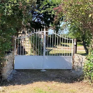  Hébergement de vacances Les Anges Bleus France