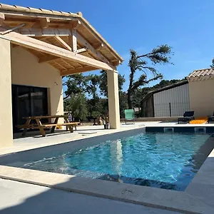  Hébergement de vacances Maison Les Chenes D'helios En Drome Provencale France